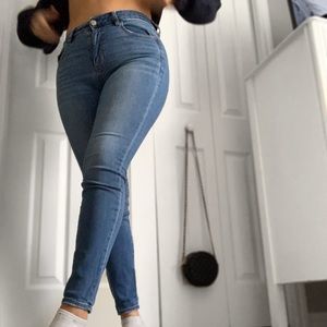 American Eagle Hi Rise Jeans